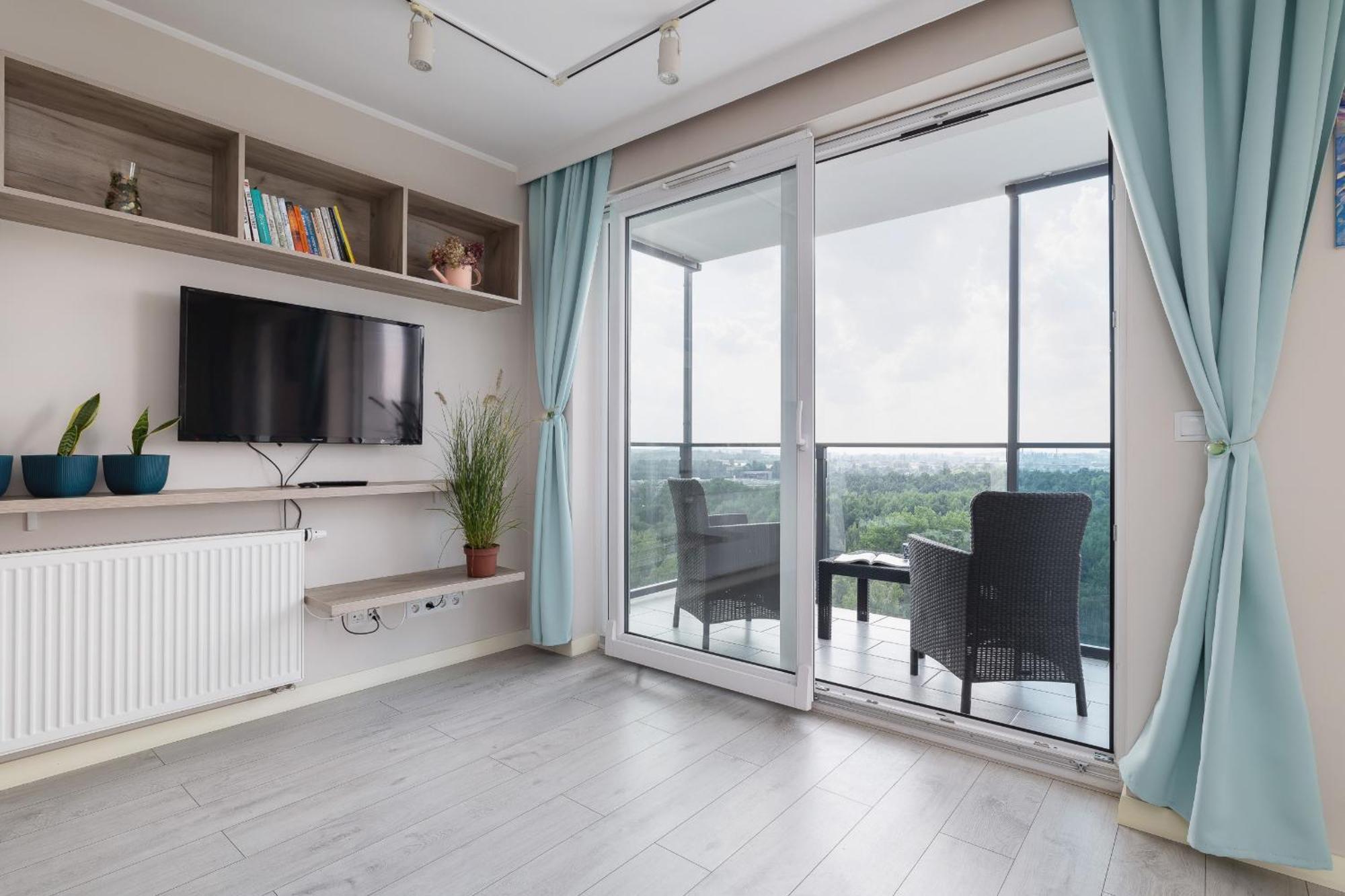 Apartment Studio Tysiaclecia Next To Park Slaski By Renters