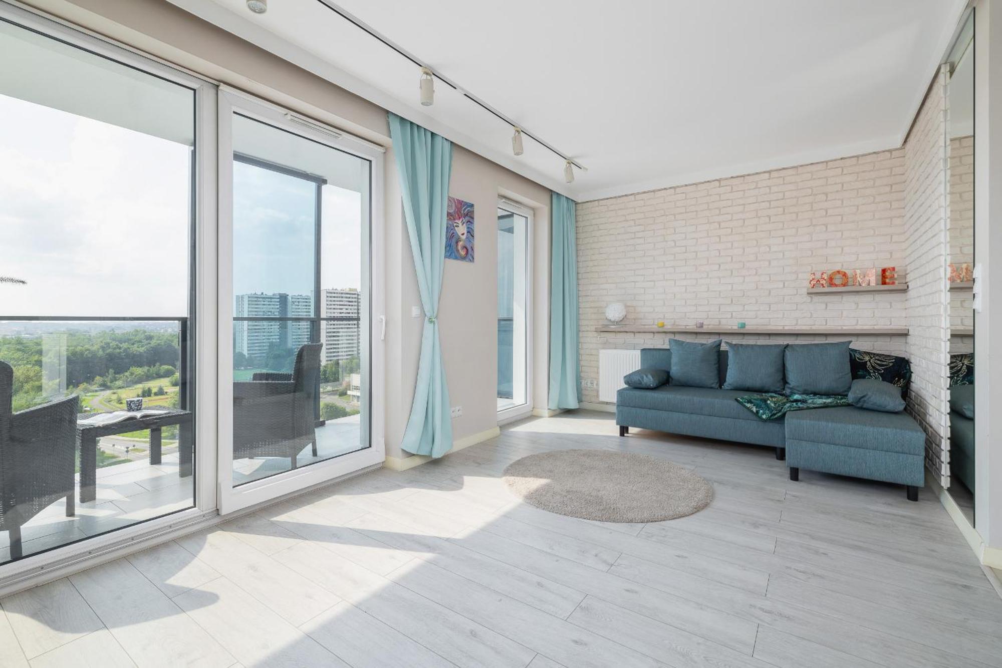 Apartment Studio Tysiaclecia Next To Park Slaski By Renters
